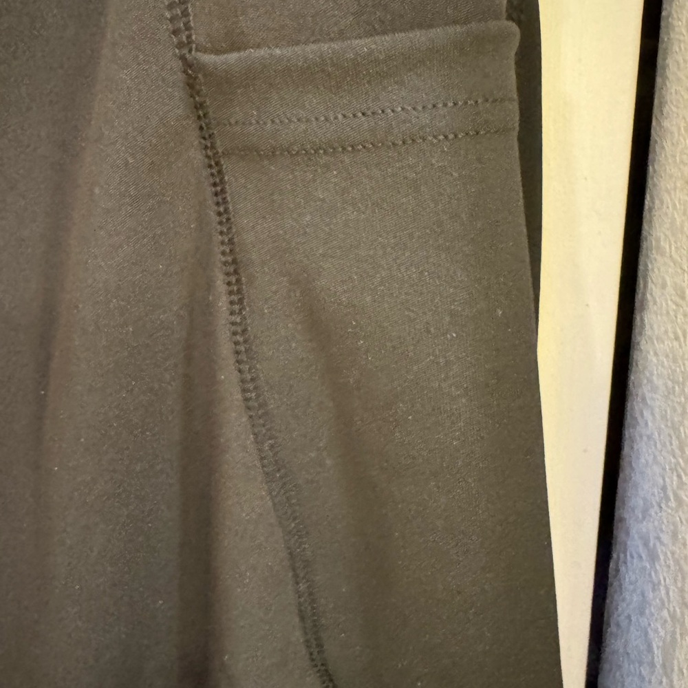 NWT POP Fit Black Leggings - Picture 5 of 8